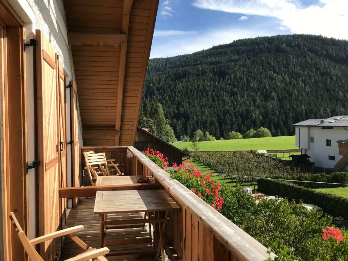 Platzerhof Apartment Monguelfo-Tesido / Welsberg-Taisten Екстериор снимка